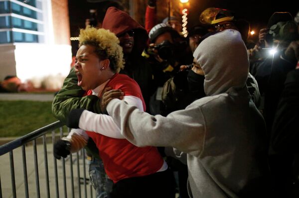 Highlights of US Protests Over Ferguson Grand Jury Decision in Pictures - Sputnik International