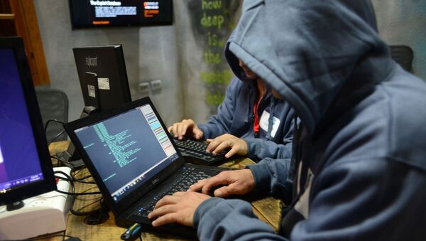 The Ukrainian hacker group CyberBerkut published on Tuesday documents showing, in particular, that the Ukrainian military are receiving hundreds of thousands of dollars from Washington. - Sputnik International