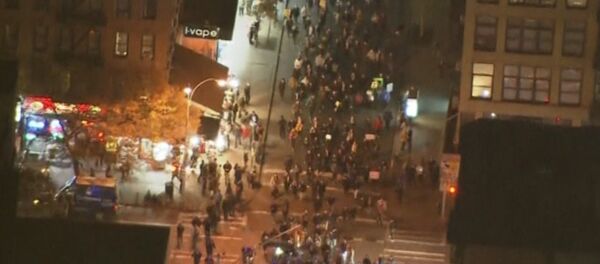Protesters Clash With Police in Manhattan Over Ferguson Unrest Protesters Clash With Police in Manhattan Over Ferguson Unrest - Sputnik International