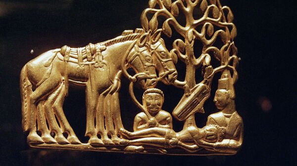 A collection of Scythian gold artifacts, totaling more than 1,000 items, was sent to Netherlands for an exhibition in February - Sputnik International
