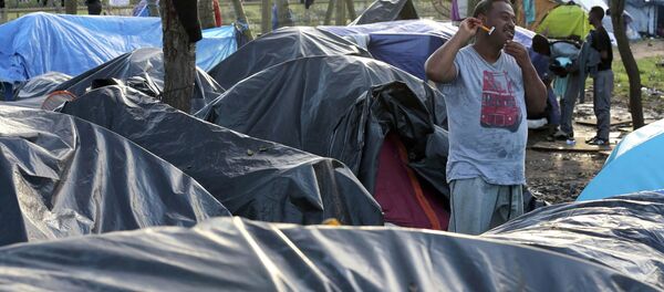 Net migration to the United Kingdom for the 12-month period starting June 2013 reached 260,000 Net migration to the United Kingdom for the 12-month period starting June 2013 reached 260,000 - Sputnik International