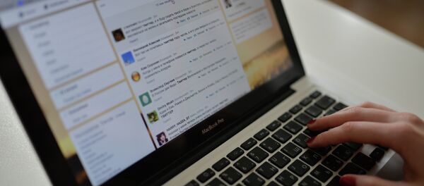 According to the report, over 1.5 billion people around the world use social media, and participate in platforms such as Facebook, Twitter and LinkedIn. - Sputnik International