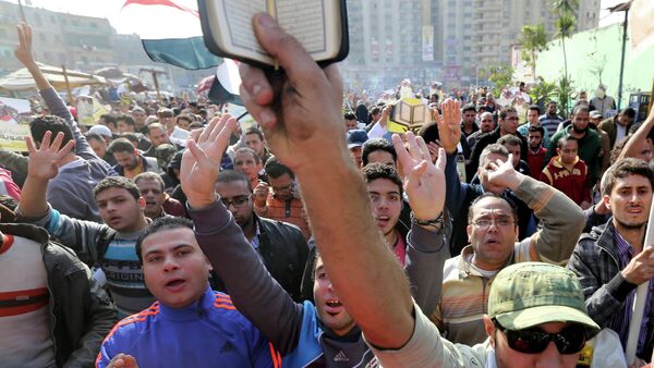 A drive-by shooting and violent protests in Egypt claimed six lives on Friday and left another 26 people wounded. - Sputnik International