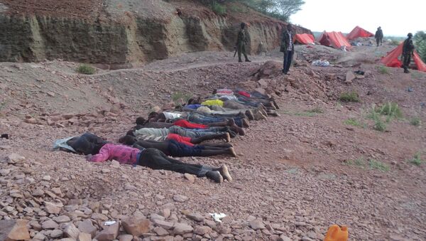Bodies of Kenyans lie at a quarry in Mandera County, Kenya - Sputnik International