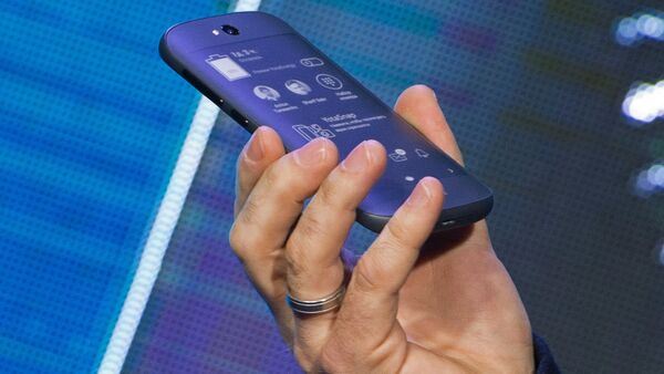 YotaPhone 2 smart phone presented in Russia - Sputnik International