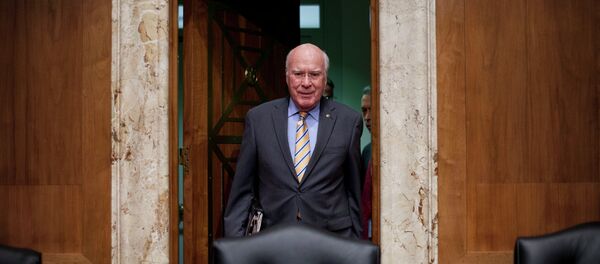 US Senator Patrick Leahy will continue to push the US government to stop funding Mexican army and police - Sputnik International