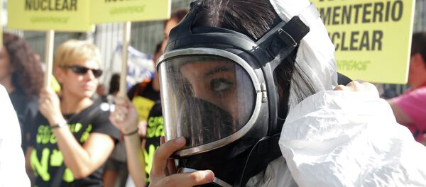 Sixteen Greenpeace activists and a photographer are facing up to three years in prison for their protest at the Spanish Cofrentes nuclear plant in February 2011. Sixteen Greenpeace activists and a photographer are facing up to three years in prison for their protest at the Spanish Cofrentes nuclear plant in February 2011. - Sputnik International