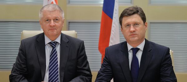 Russian Energy Minister Alexander Novak and Slovakian Economic Minister Pavol Pavlis Friday signed a historic 15-year oil delivery contract. Russian Energy Minister Alexander Novak and Slovakian Economic Minister Pavol Pavlis Friday signed a historic 15-year oil delivery contract. - Sputnik International