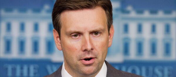 White House press secretary Josh Earnest - Sputnik International