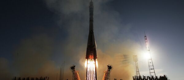 Launch of Soyuz-FG rocket with manned spacecraft Soyuz TMA-11M Launch of Soyuz-FG rocket with manned spacecraft Soyuz TMA-11M - Sputnik International