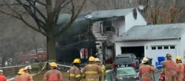 Private Plane Crashes Into Home in US. Video From the Crash Site - Sputnik International