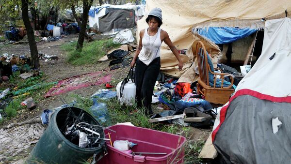 A homeless encampment occupant - Sputnik International