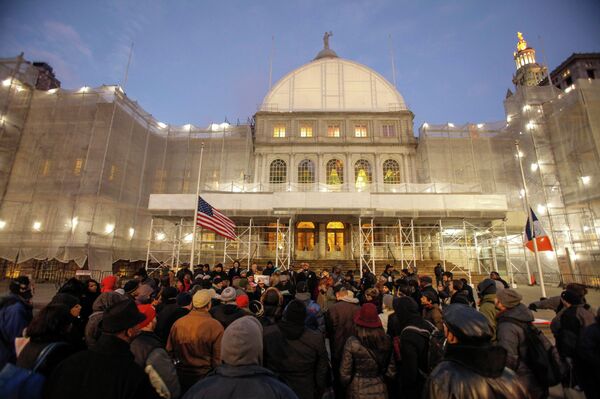 Activists take part in a rally to call for action in response to police violence, at the steps of City Hall in New York, December 12, 2014 Activists take part in a rally to call for action in response to police violence, at the steps of City Hall in New York, December 12, 2014 - Sputnik International