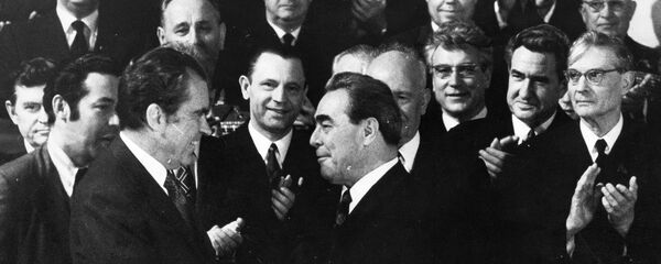 Strategic Arms Limitation Talks (SALT 1) Leonid Brezhnev and Richard Nixon - Sputnik International