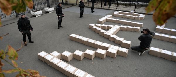 Batkivshchyna Party presents 3 million signatures in support of referendum on Ukraine's accession to NATO Batkivshchyna Party presents 3 million signatures in support of referendum on Ukraine's accession to NATO - Sputnik International