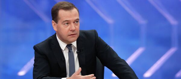 Dmitry Medvedev interviewed by Russian TV channels Dmitry Medvedev interviewed by Russian TV channels - Sputnik International