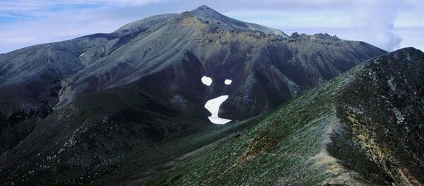 Japan's Meteorological Agency has raised the volcanic eruption alert for the Tokachidake volcano Japan's Meteorological Agency has raised the volcanic eruption alert for the Tokachidake volcano - Sputnik International