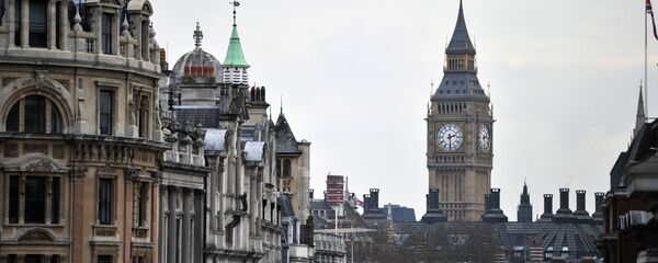 Whitehall and the clock tower of the Westminster Palace with the Big Ben bell as seen from Trafalgar Square - Sputnik International