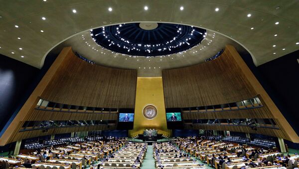 The 69th session of the United Nations General Assembly has adopted a Russia-proposed resolution on combating glorification of Nazism with 133 votes in favor Thursday. - Sputnik International