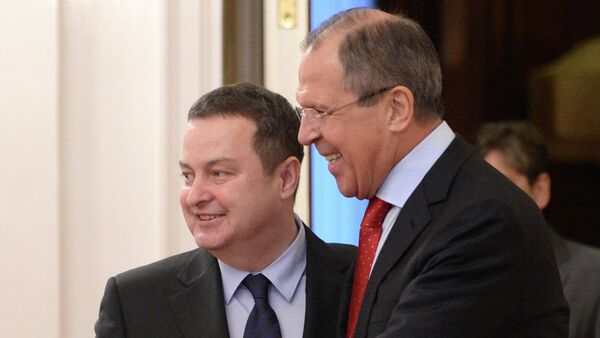 Sergei Lavrov (right) and Serbian Foreign Minister Ivica Dacic during a meeting in Moscow - Sputnik International