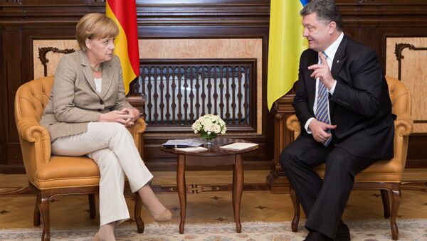 Merkel, Poroshenko Call Ukraine Contact Group Conference ‘Positive Shift’ - Sputnik International