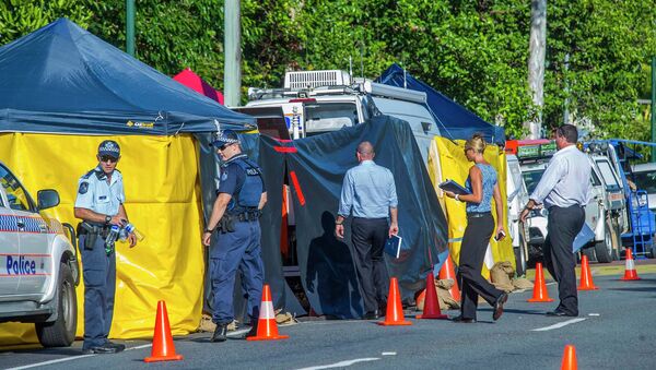 Detectives work at the scene of a stabbing attack at a home in Cairns, northern Queensland, December 19, 2014 - Sputnik International