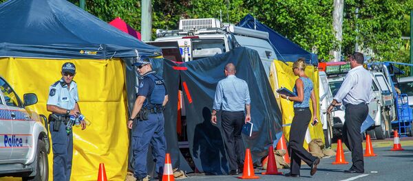 Detectives work at the scene of a stabbing attack at a home in Cairns, northern Queensland, December 19, 2014 Detectives work at the scene of a stabbing attack at a home in Cairns, northern Queensland, December 19, 2014 - Sputnik International
