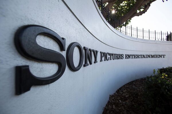 A logo is pictured outside Sony Pictures Studios in Culver City, California December 19, 2014 - Sputnik International
