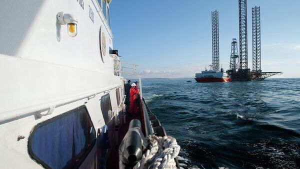 Transocean Shelf Explorer SEFDR loaded on semi-submersible - Sputnik International