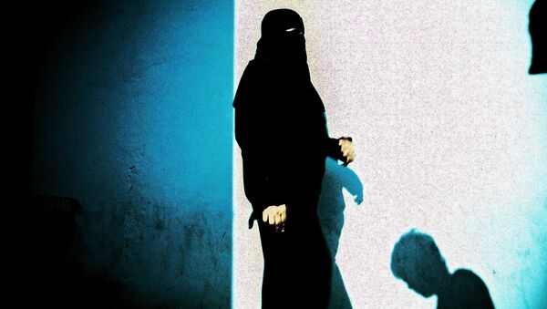 Egypt has warned women against marrying Islamic State militants online - Sputnik International