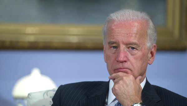 White House spokesperson said stated that US Vice President Joe Biden will attend the service for slain New York police officer - Sputnik International