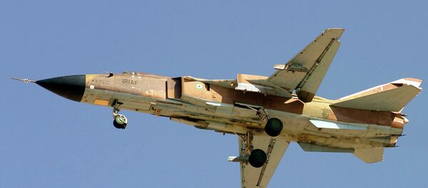 A Sukhoi Su-24MK of IRIAF flighting over Shahid Dastghaib International Airport. A Sukhoi Su-24MK of IRIAF flighting over Shahid Dastghaib International Airport. - Sputnik International