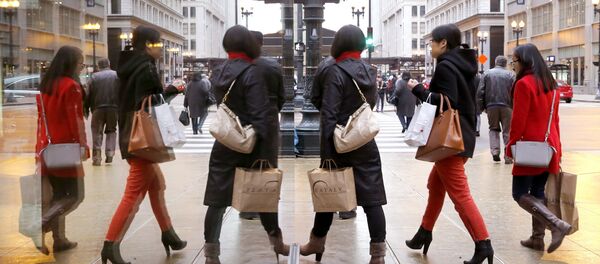 Retailers around the world expect shoppers to spend billions of dollars on a Boxing Day shopping frenzy. - Sputnik International