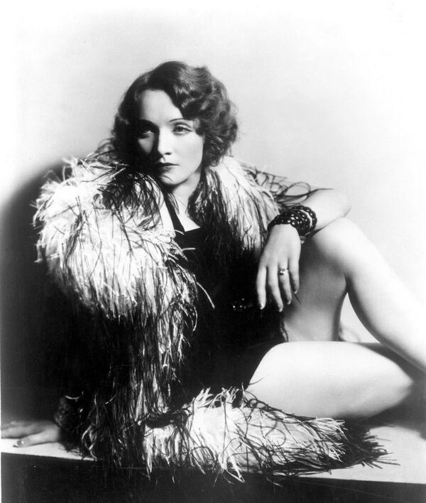 Marlene Dietrich: 'Glamour is What I Sell, It's My Stock in Trade' - Sputnik International