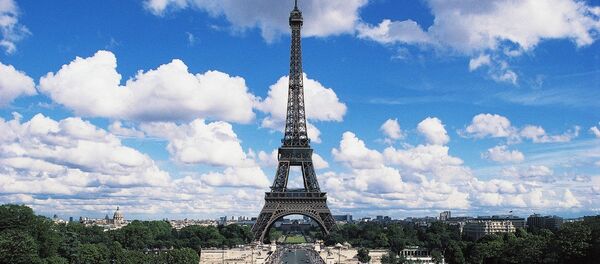 The Eiffel tower and fountains of the Trocadero, Paris, Ile-de-France, France. - Sputnik International
