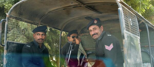 The police raids follow an attack on a school in Peshawar earlier in December - Sputnik International