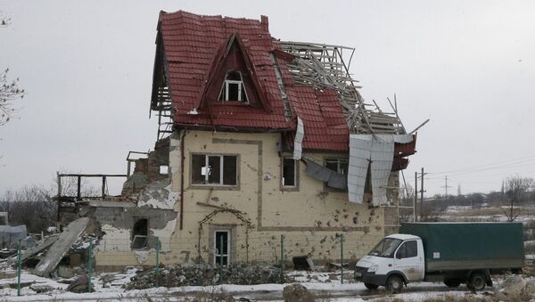 A private house destroyed in a recent battles between the Ukrainian army and the militia - Sputnik International