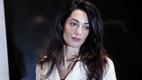 Lawyer Amal Clooney arrives for a press conference at Acropolis Museum in Athens, Wednesday, Oct. 15, 2014. - Sputnik International