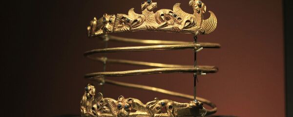 A Scythian gold helmet A Scythian gold helmet - Sputnik International