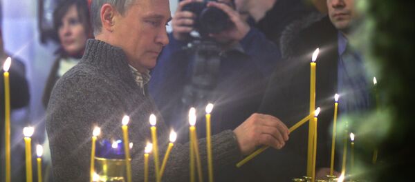 Russian President Putin attends Christmas service Russian President Putin attends Christmas service - Sputnik International