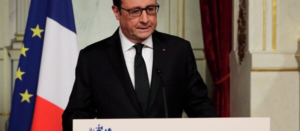 French President Francois Hollande delivers a speech at the Elysee Palace after a shooting at the Paris headquarters of satirical weekly Charlie Hebdo killing at least 12 people and injuring many, January 7, 2015 French President Francois Hollande delivers a speech at the Elysee Palace after a shooting at the Paris headquarters of satirical weekly Charlie Hebdo killing at least 12 people and injuring many, January 7, 2015 - Sputnik International