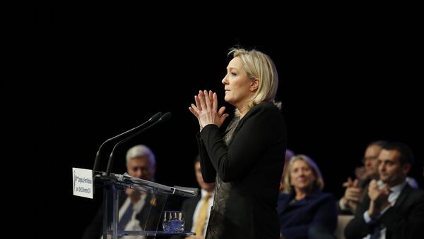 French far-right Front National leader Marine Le Pen - Sputnik International