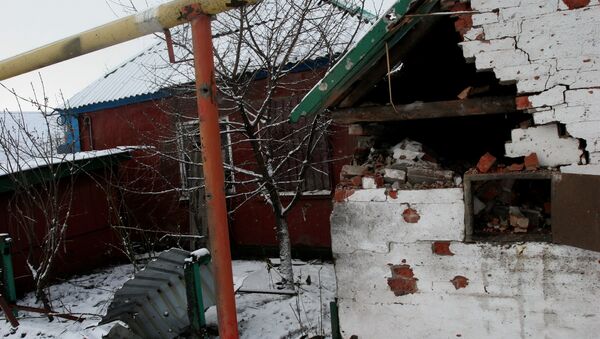 A private house in Petrovsky District of Donetsk damaged by Ukrainian army shelling - Sputnik International