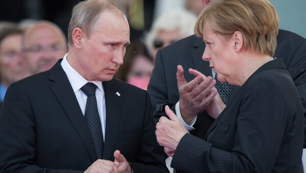 Russian President Vladimir Putin and German Chancellor Angela Merkel have confirmed their mutual intention to continue promoting Ukrainian reconciliation, including in the Normandy format, the Kremlin press service said - Sputnik International