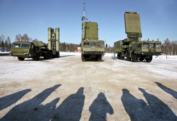 An S-400 surface-to-air missile system An S-400 surface-to-air missile system - Sputnik International