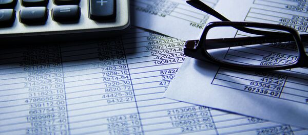 Калькулятор и очки, график планирования экономики Калькулятор и очки, график планирования экономики - Sputnik International