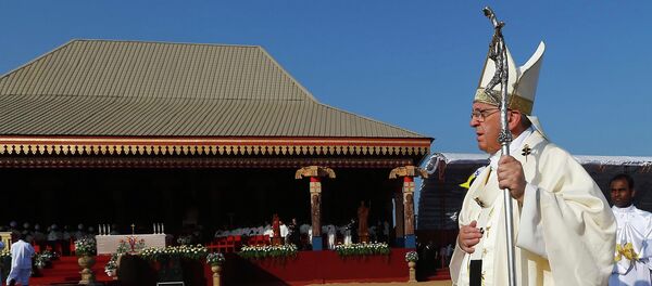 Pope Francis arrives to lead mass in Colombo Pope Francis arrives to lead mass in Colombo - Sputnik International