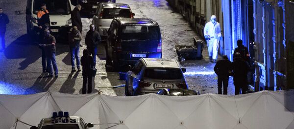 Belgian police inspect an apartment in central Verviers following an anti-terror raid which resulted in the deaths of two suspects and the capture of a third. - Sputnik International