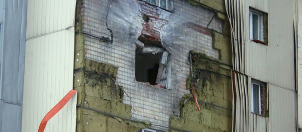 A residential building near Donetsk railway station damaged in the result of shelling by the Ukrainian army - Sputnik International