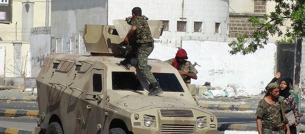Yemeni security forces are deployed on the street in the southern city of Aden Yemeni security forces are deployed on the street in the southern city of Aden - Sputnik International